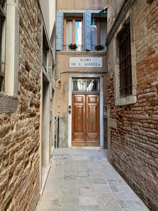 Regina - Romantic Studio Near Rialto Venecia Exterior foto